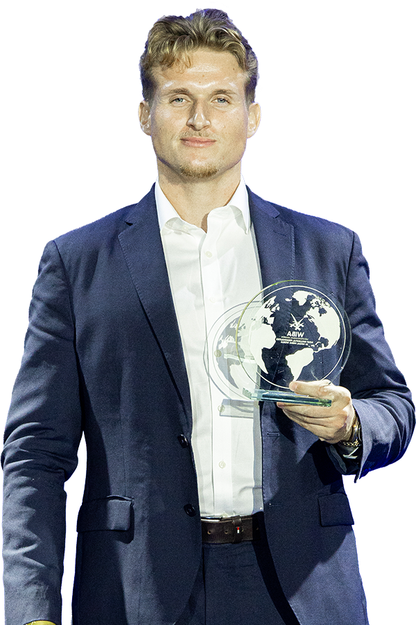 Ricardo with WIBA Award